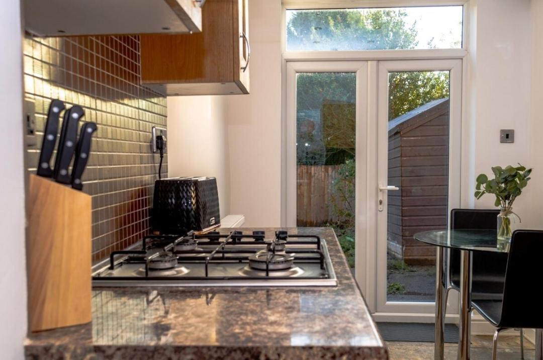 Villa Charming York House- Walking Distance To Town Centre Exterior foto